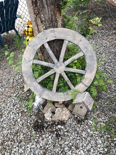 Decorative 24″ Wooden Cart Wheel